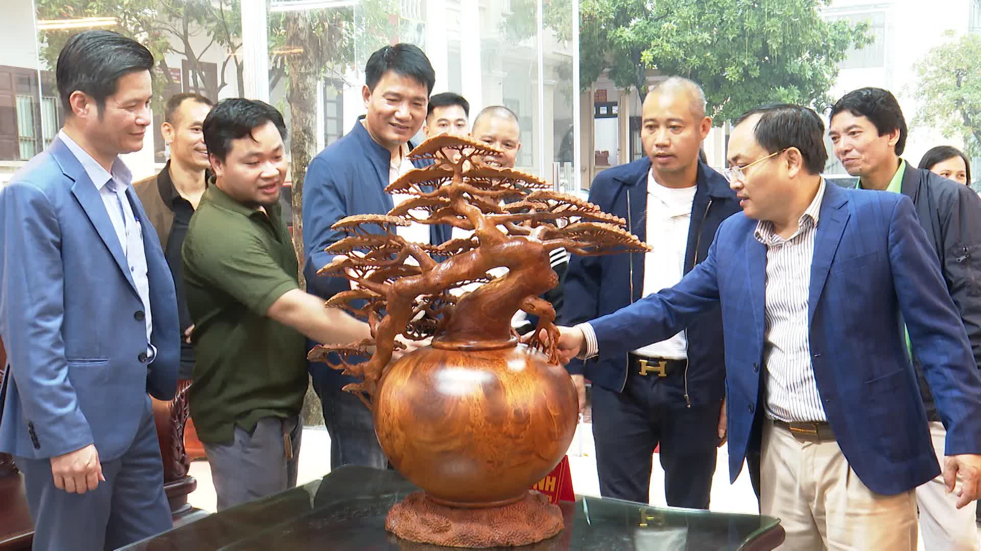 Lễ hội vinh danh làng nghề và Tuần văn hoá, du lịch, thương mại làng nghề năm 2025