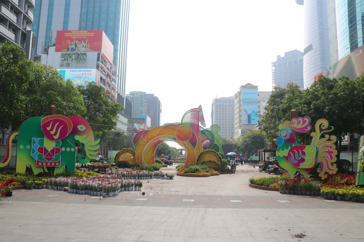 Đường hoa Nguyễn Huệ 2026