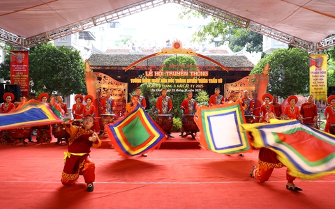 Lễ hội truyền thống tưởng niệm ngày Hóa Đức Thánh Huyền Thiên Trấn Vũ