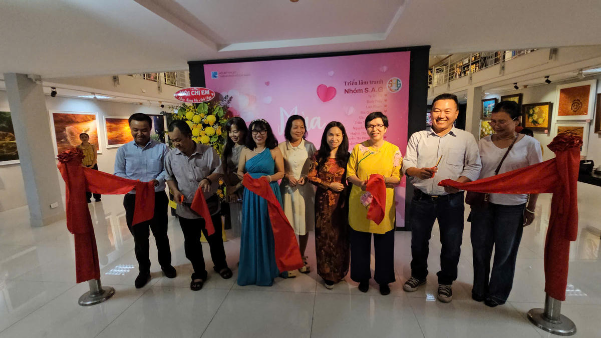 Triển lãm tranh "Mùa yêu thương 3"