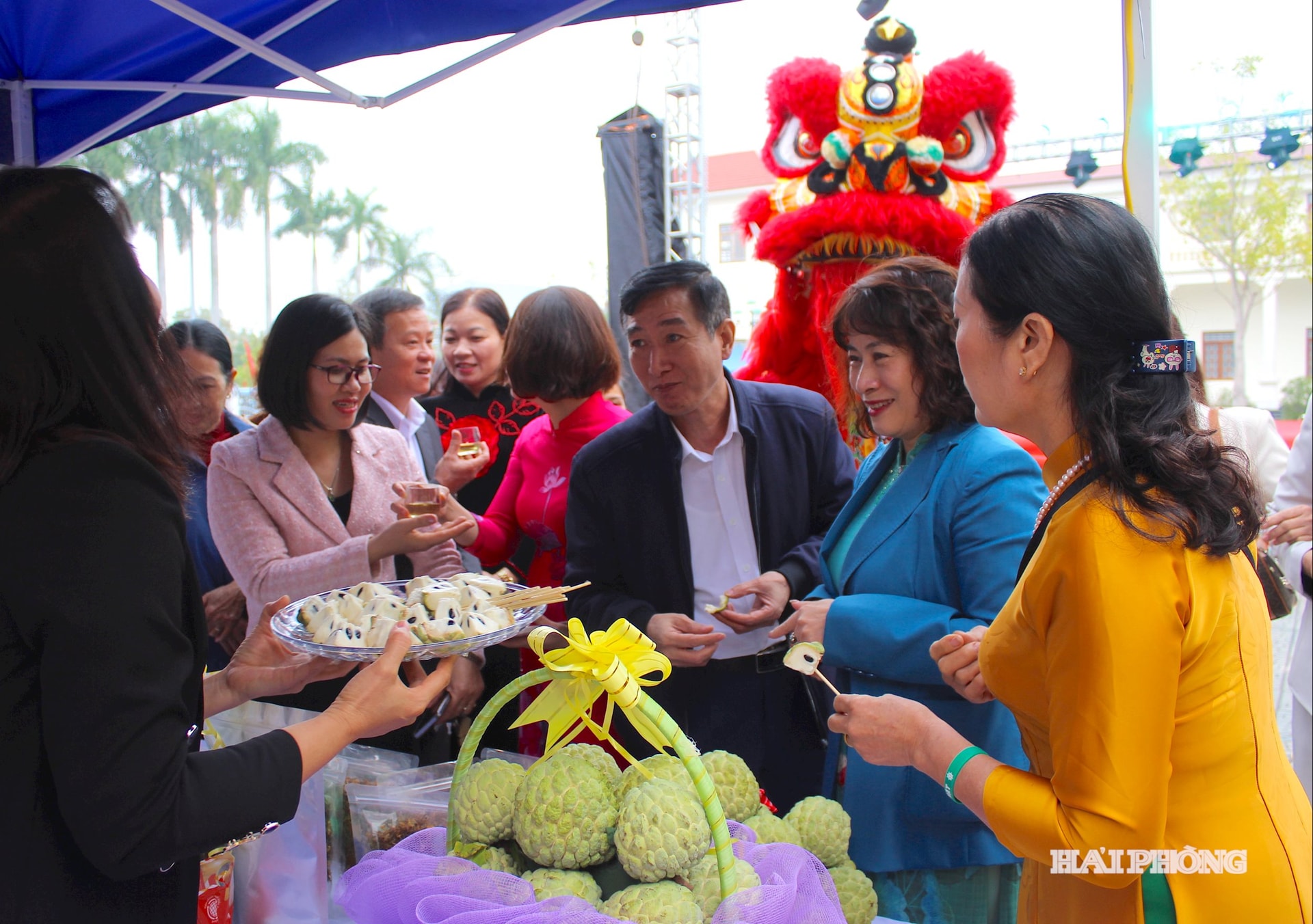 Hội chợ phụ nữ Gia Lộc khởi nghiệp