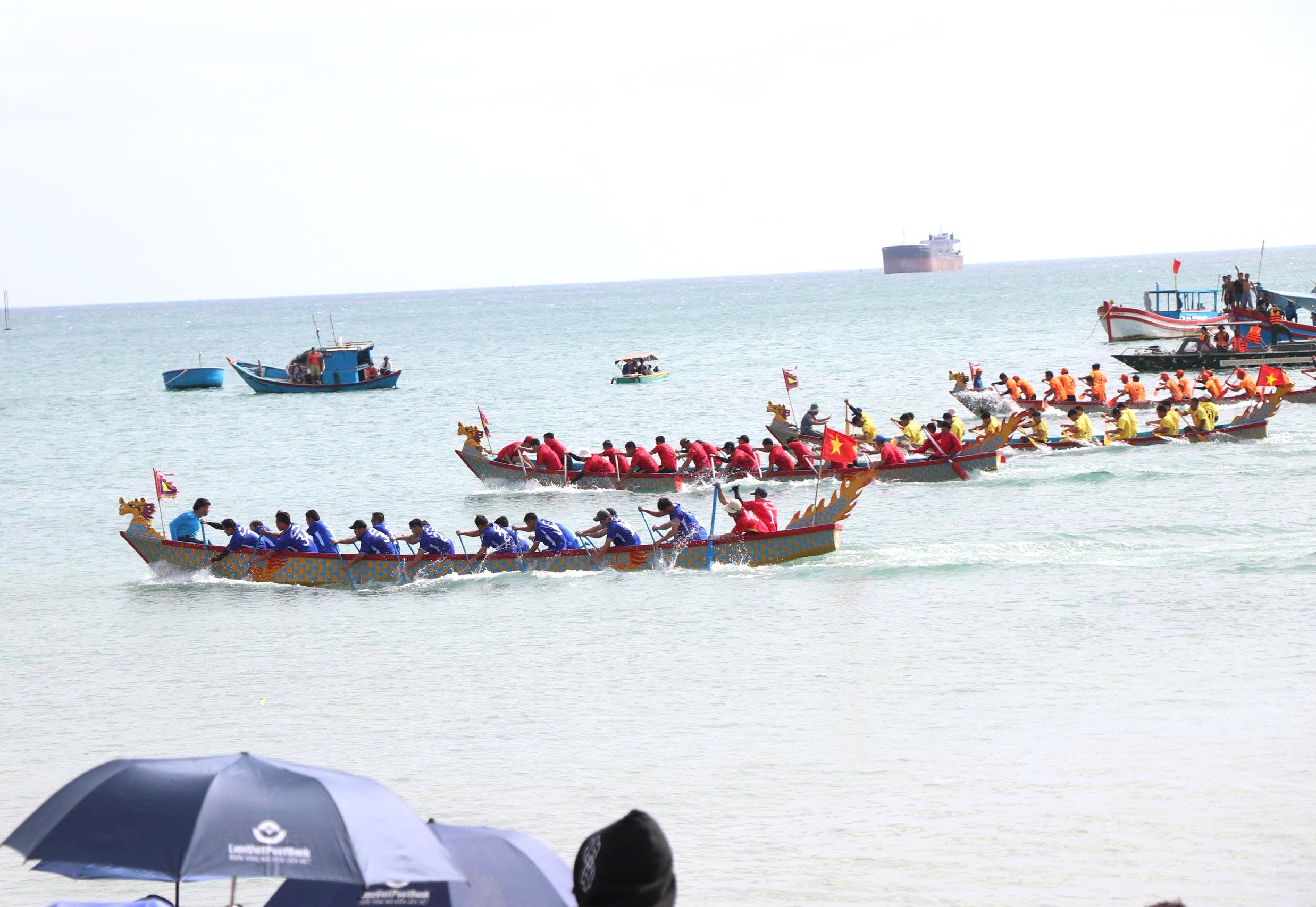 Lễ hội đua thuyền Rồng truyền thống