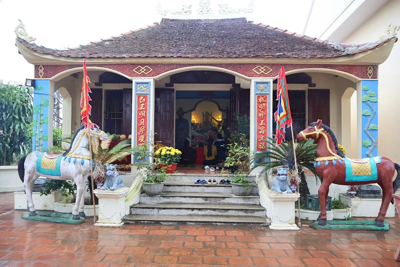 Lễ hội làng truyền thống thôn Khánh Hội