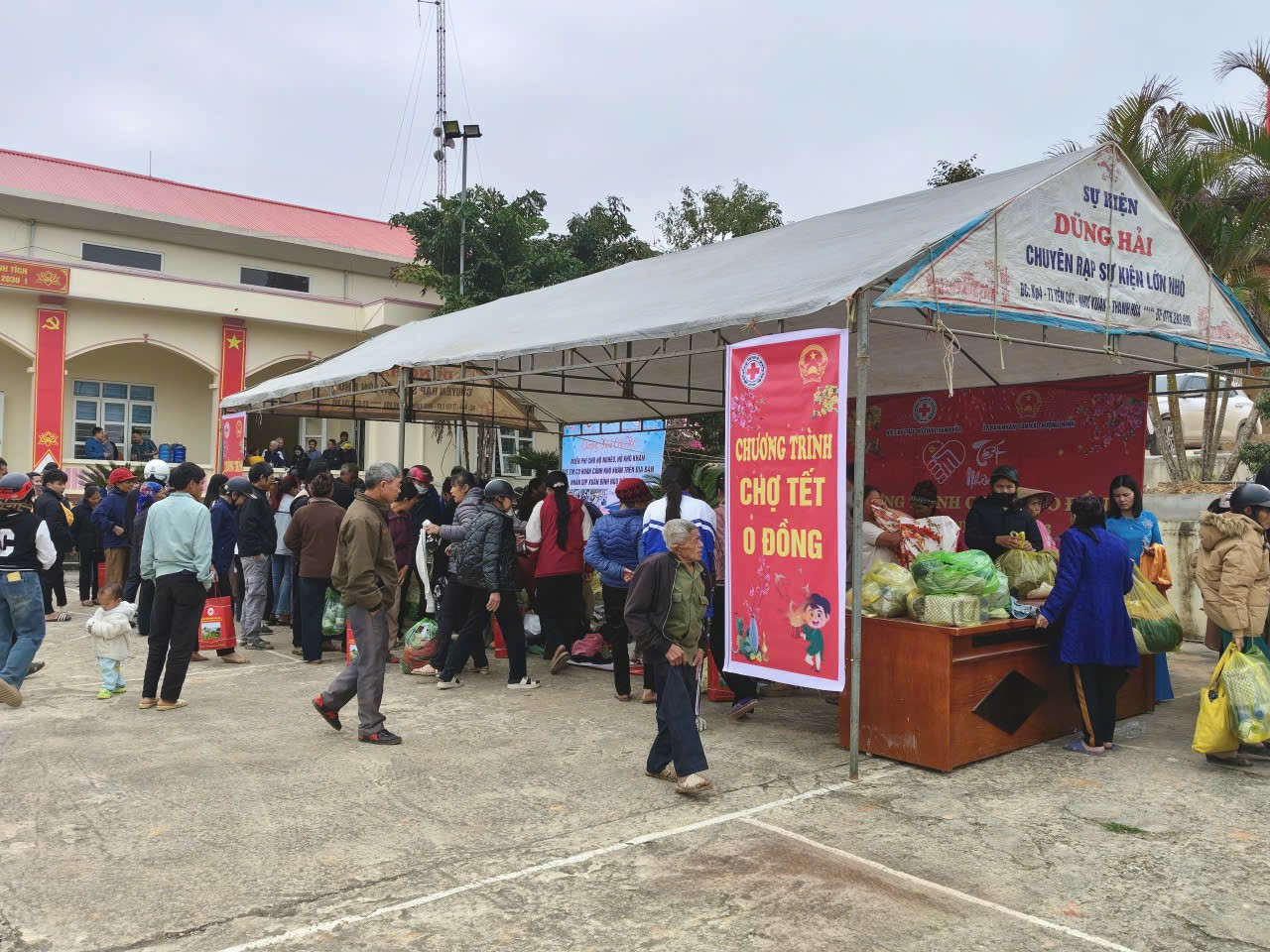 Phiên chợ 0 đồng