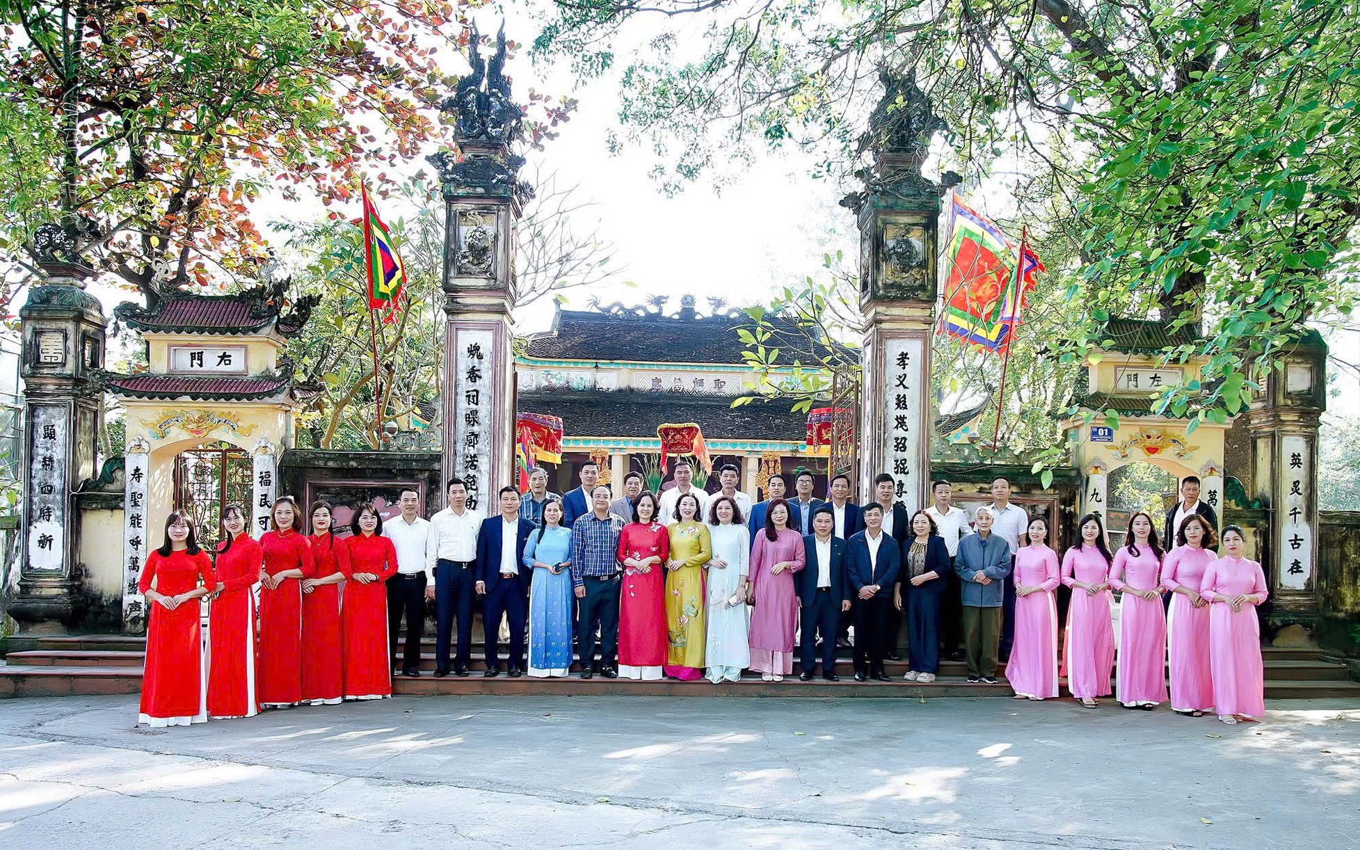 Lễ hội làng Chuôn Ngọ