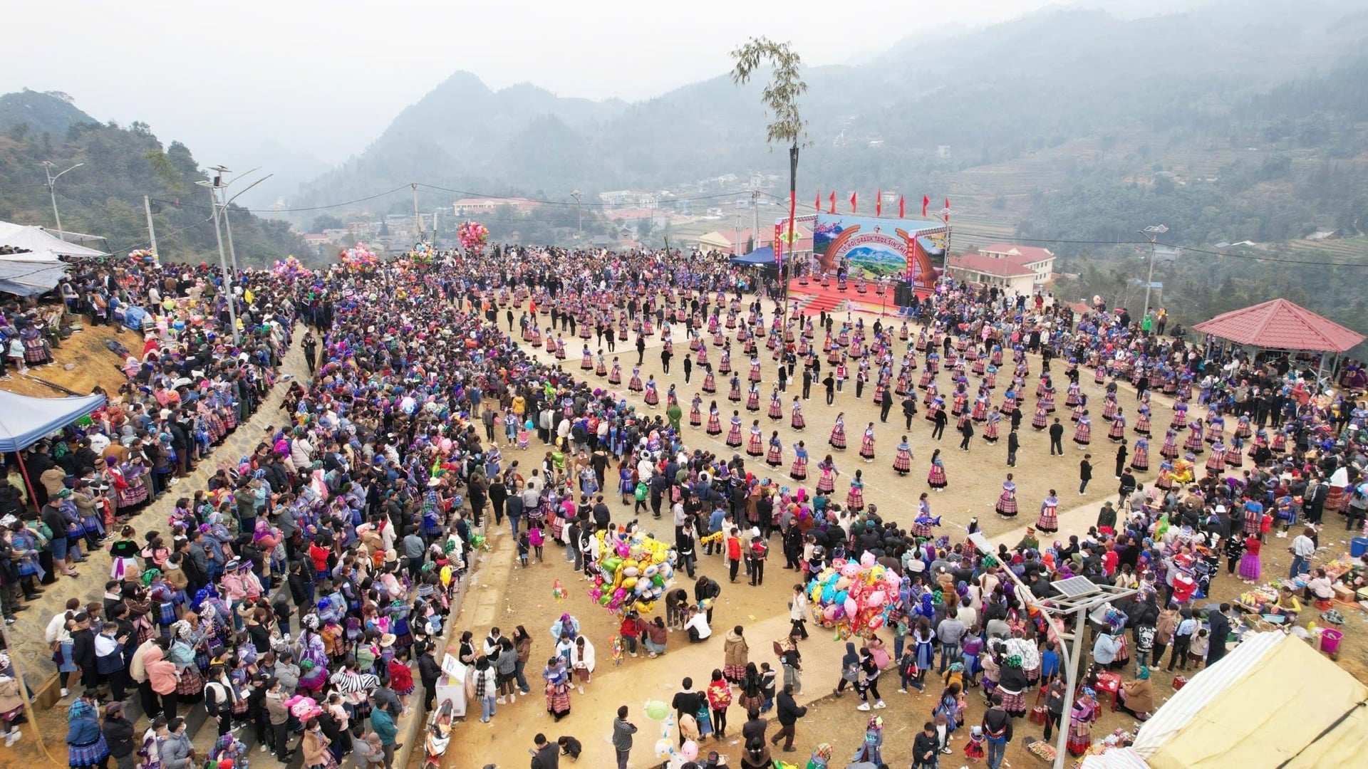 Lễ hội Gầu Tào Sín Chéng