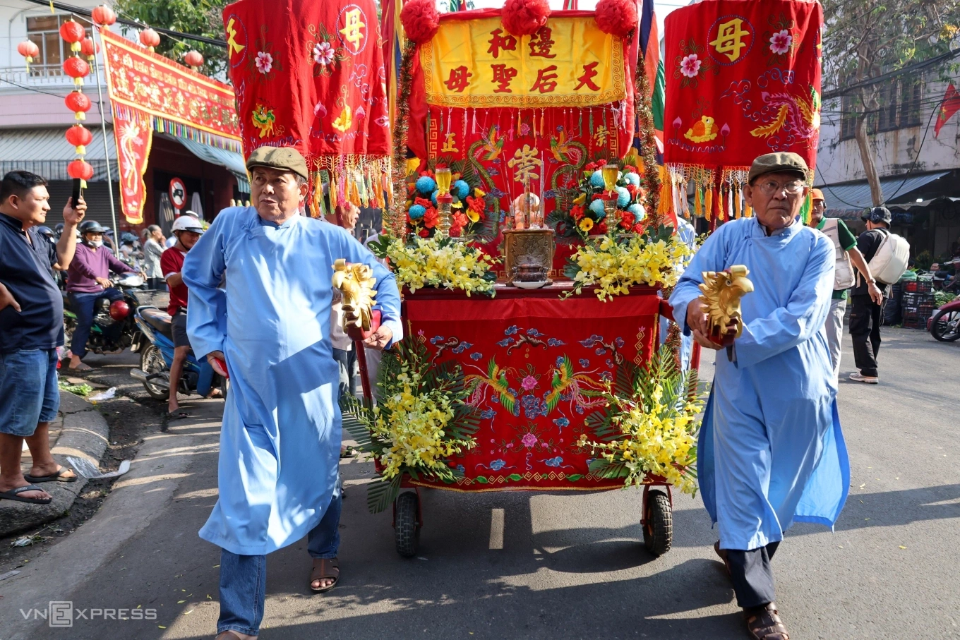 Lễ Nghinh thần tại Thất Phủ Cổ Miếu