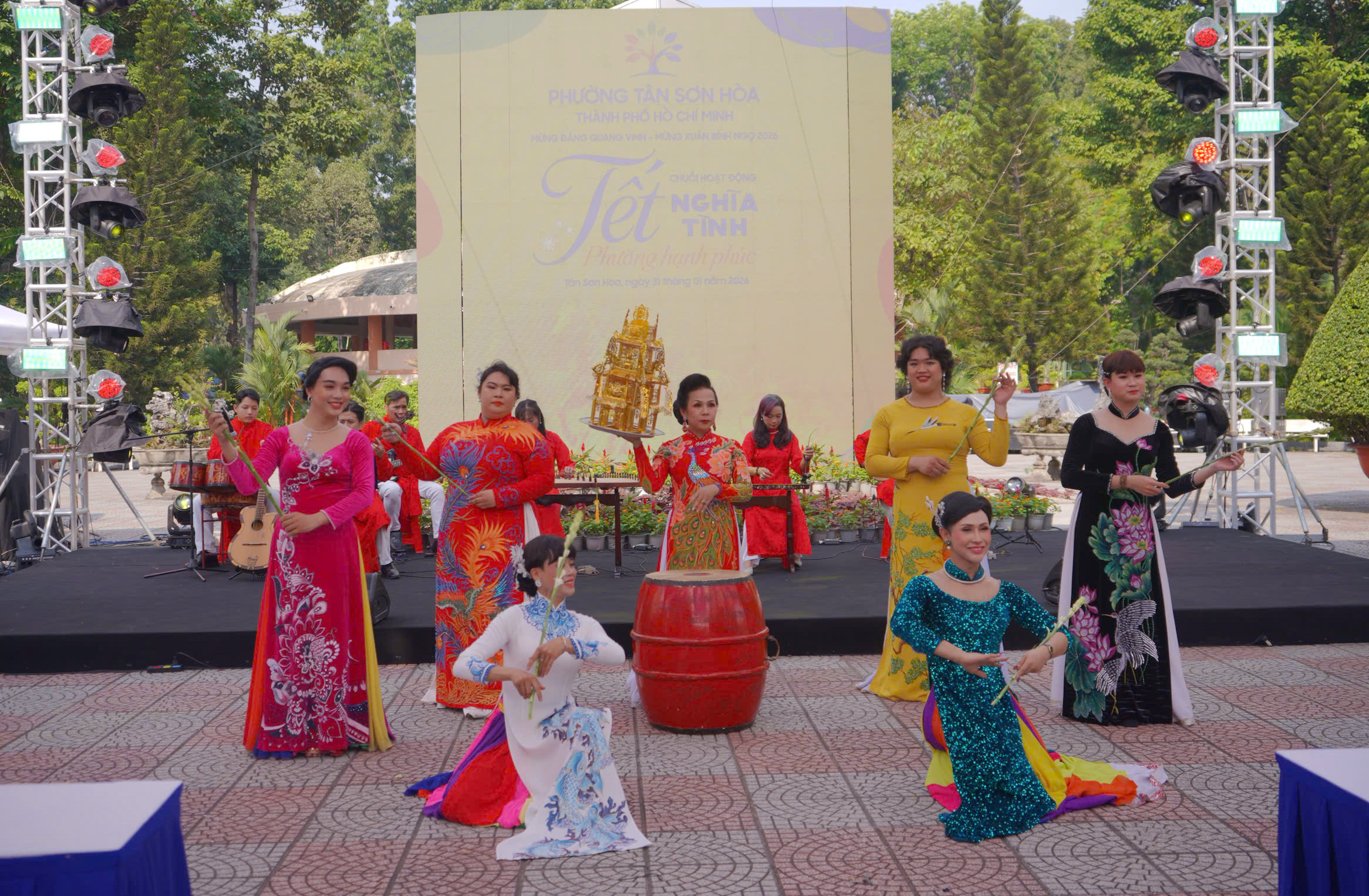 Tết nghĩa tình – Phường hạnh phúc