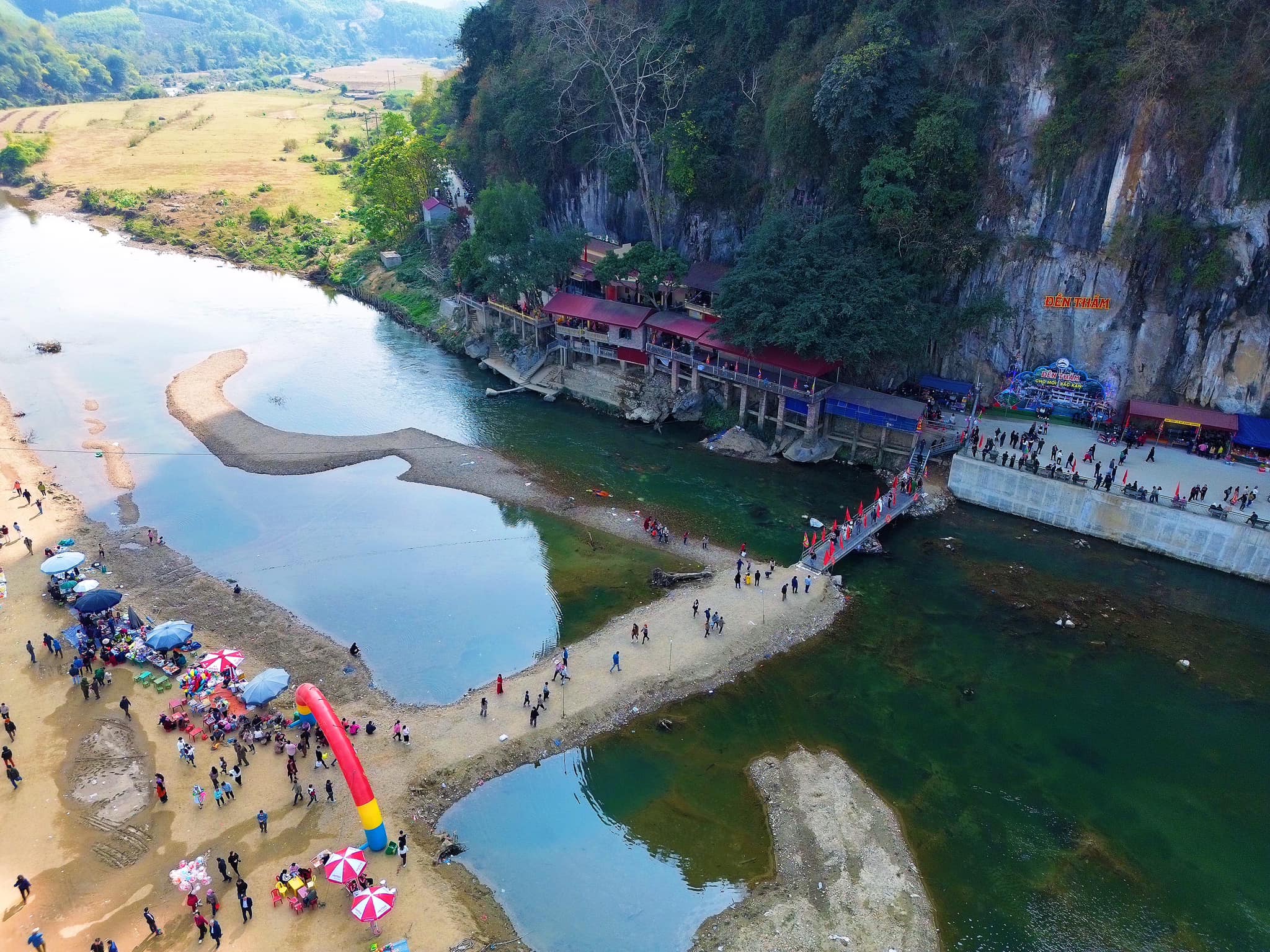 Lễ hội Đền Thắm