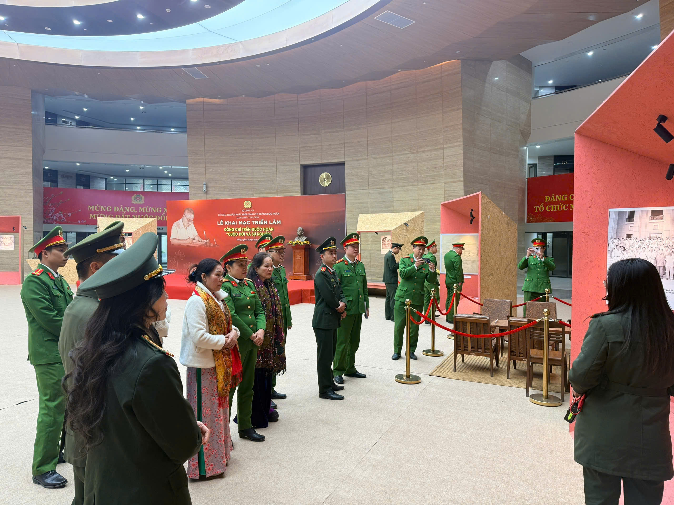 Triển lãm "Đồng chí Trần Quốc Hoàn - Cuộc đời và sự nghiệp"